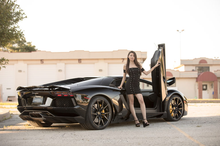 Alice and the Aventador!