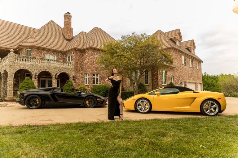 Alice and the Lambos! UGR Gallardo AND Aventador