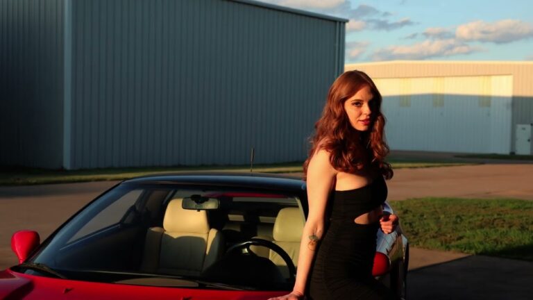 TheChazz.com - Leona and the NSX & Aircraft